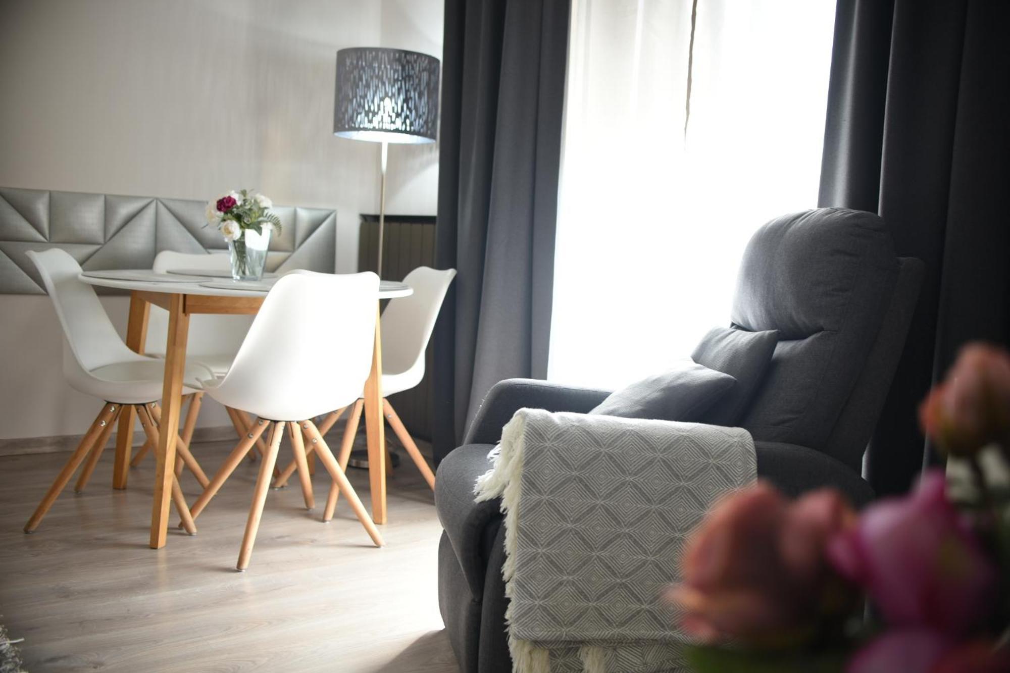 Crystal Apartman موراهالوم المظهر الخارجي الصورة