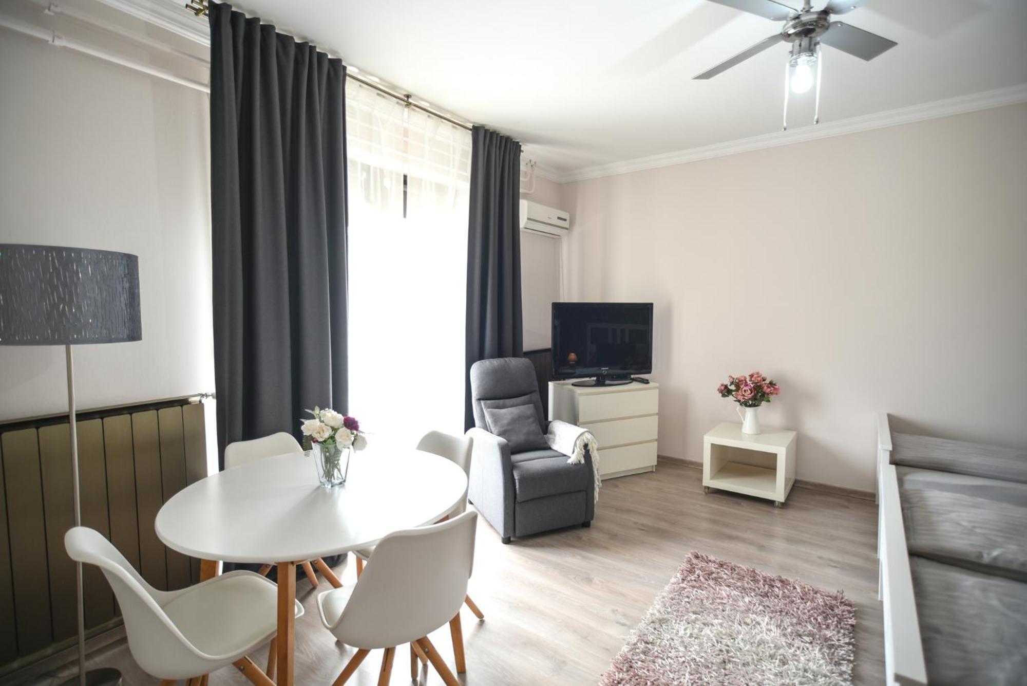Crystal Apartman موراهالوم المظهر الخارجي الصورة